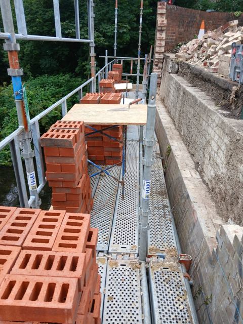 Bridge brickwork reconstruction